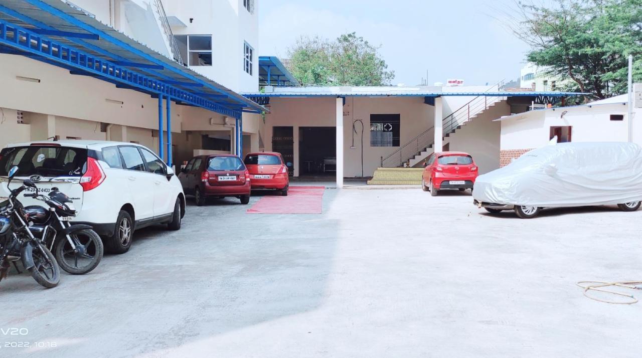 Mount View Residency Tiruttani Villa Thiruttani ภายนอก รูปภาพ